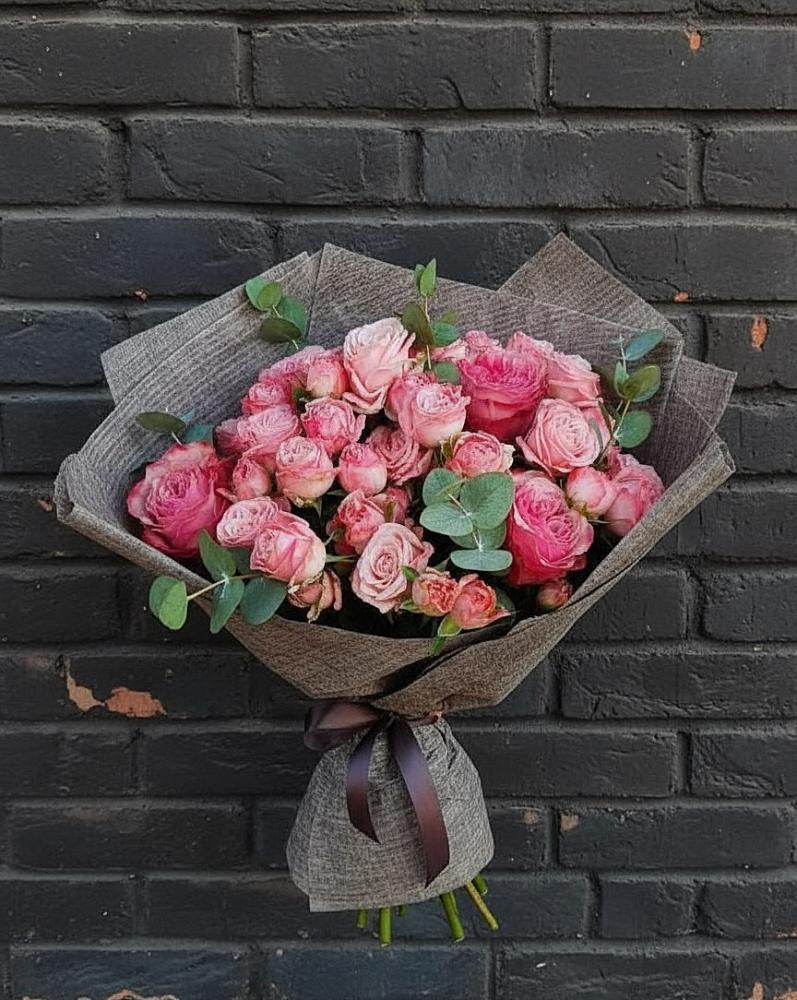 Букет цветов из: Розы в Кировский