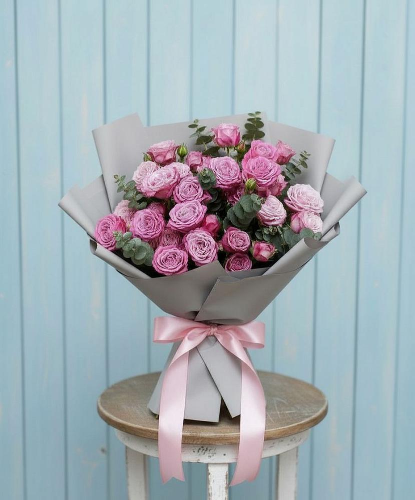 Букет цветов из: Розы в Кировский