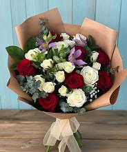 Букет цветов из:  Розы и Альстромерии #REPLACE_PRED# Кировский