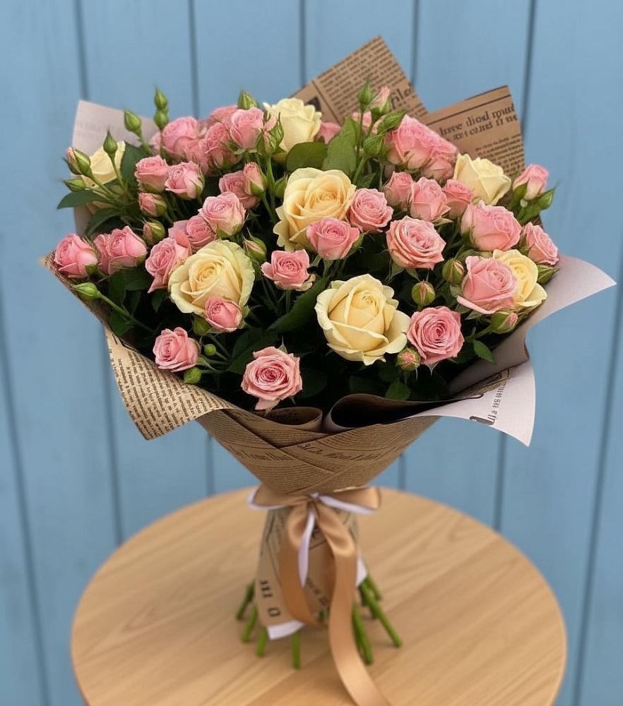 Букет цветов из: Розы в Кировский