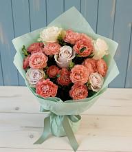 Букет цветов из:  Розы в Кировский