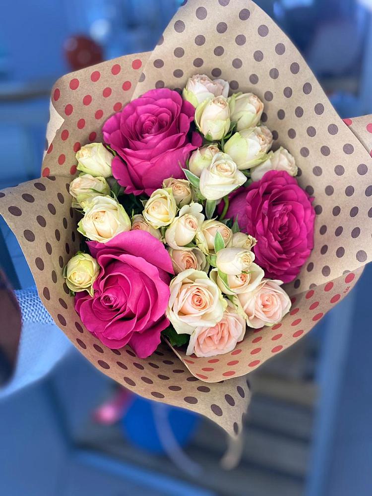 Букет цветов из: Розы в Кировский