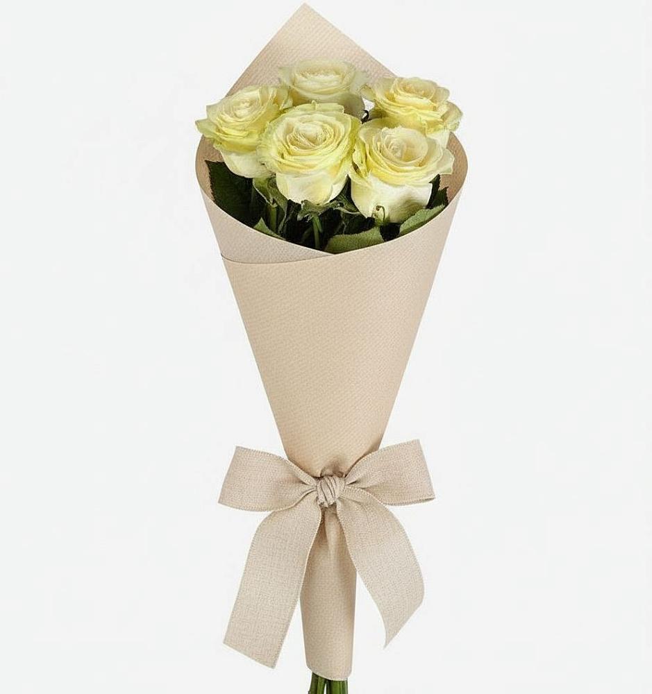 Букет цветов из: Розы в Кировский