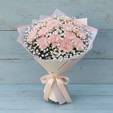 Букет цветов из:  Гвоздики в Кировский