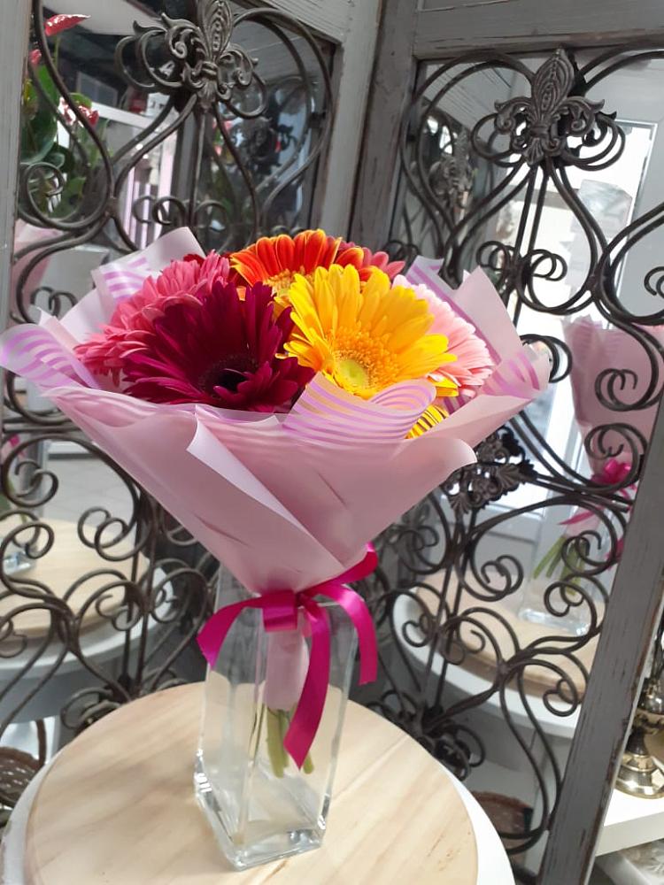 Букет цветов из: Герберы в Кировский