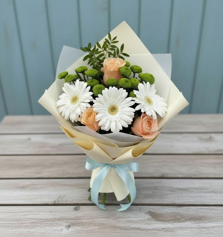Букет цветов из: Герберы, Розы и Хризантемы в Кировский