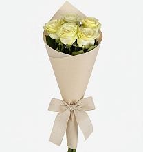 Букет цветов из:  Розы в Кировский