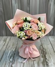 Букет цветов из:  Гвоздики, Розы и Хризантемы в Кировский