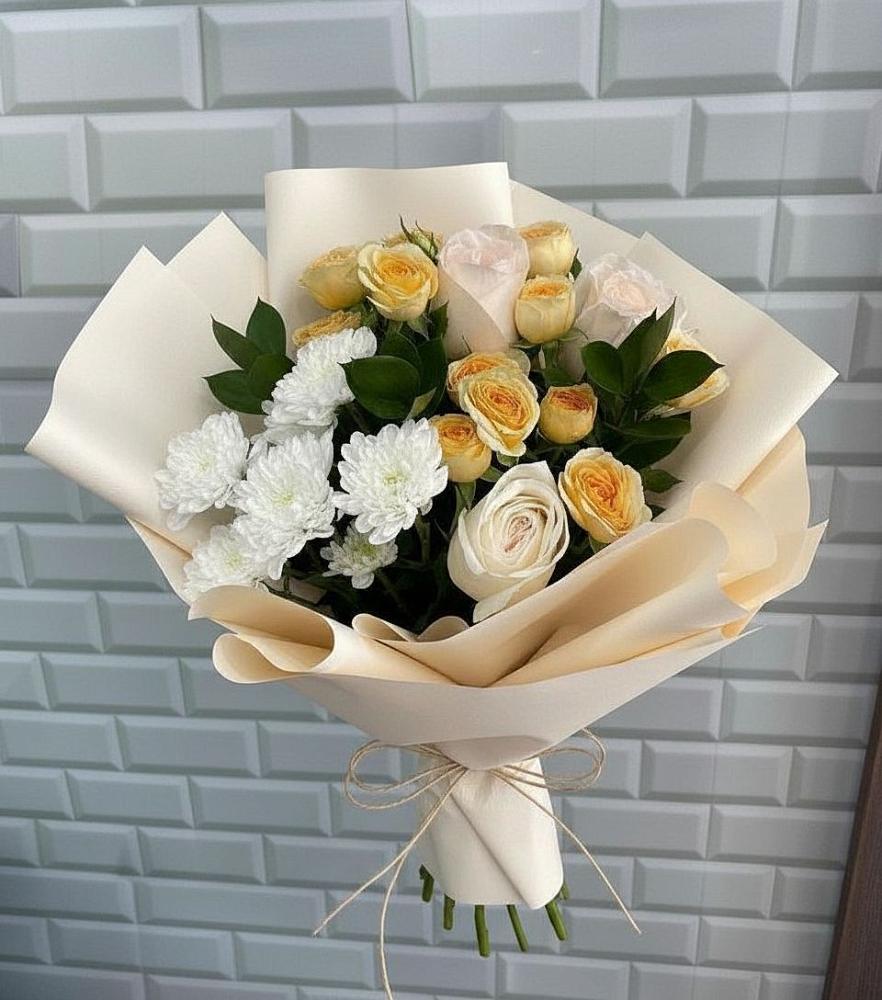 Букет цветов из: Розы и Хризантемы в Кировский