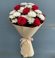 Букет цветов из:  Розы и Хризантемы в Кировский