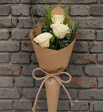 Букет цветов из:  Розы в Кировский