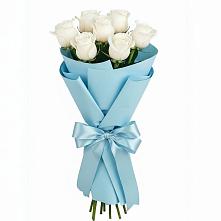 Букет 7 белых роз Проуд в Кировский