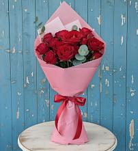 Букет цветов из:  Розы в Кировский
