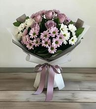 Букет цветов из:  Хризантемы и Розы в Кировский