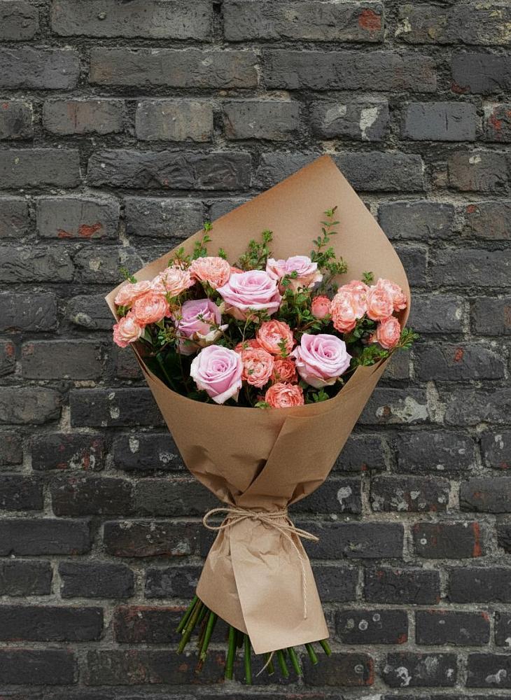 Букет цветов из: Розы в Кировский