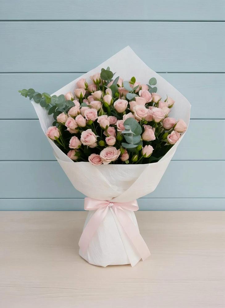 Букет цветов из: Розы в Кировский