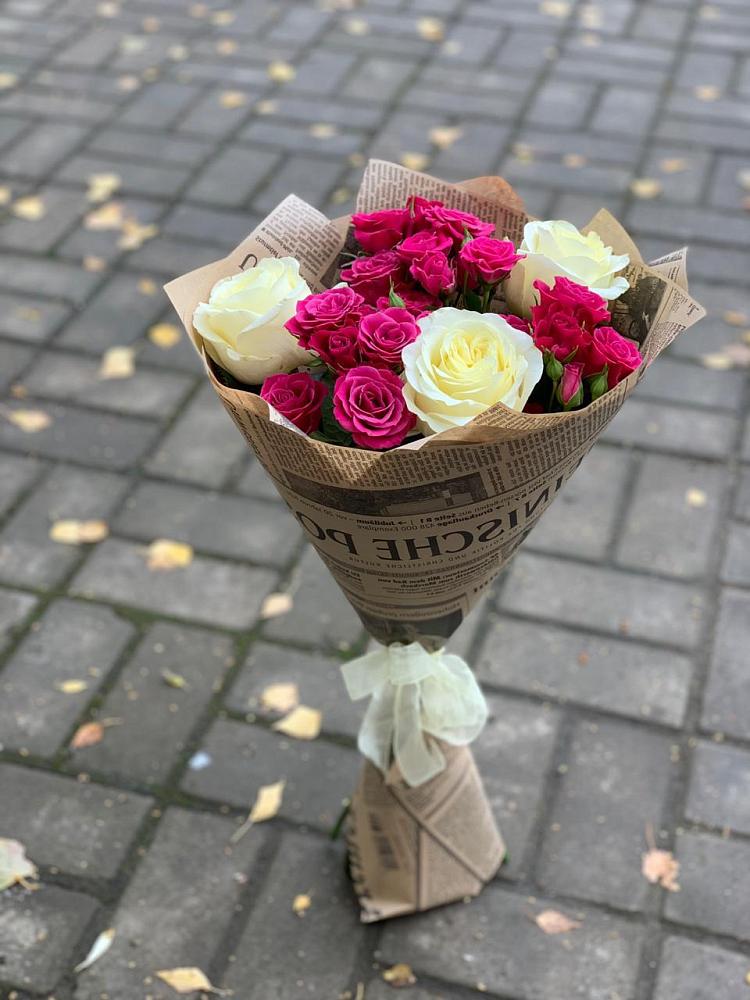 Букет цветов из: Розы в Кировский