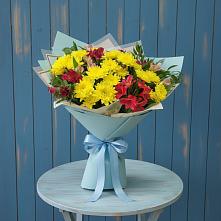 Букет цветов из:  Альстромерии и Хризантемы в Кировский