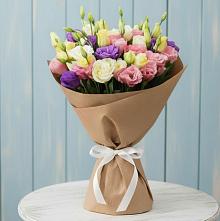 Букет цветов из:  Лизиантусы в Кировский