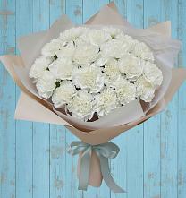 Букет цветов из:  Гвоздики в Кировский