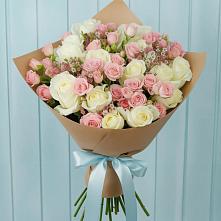 Букет цветов из:  Розы в Кировский